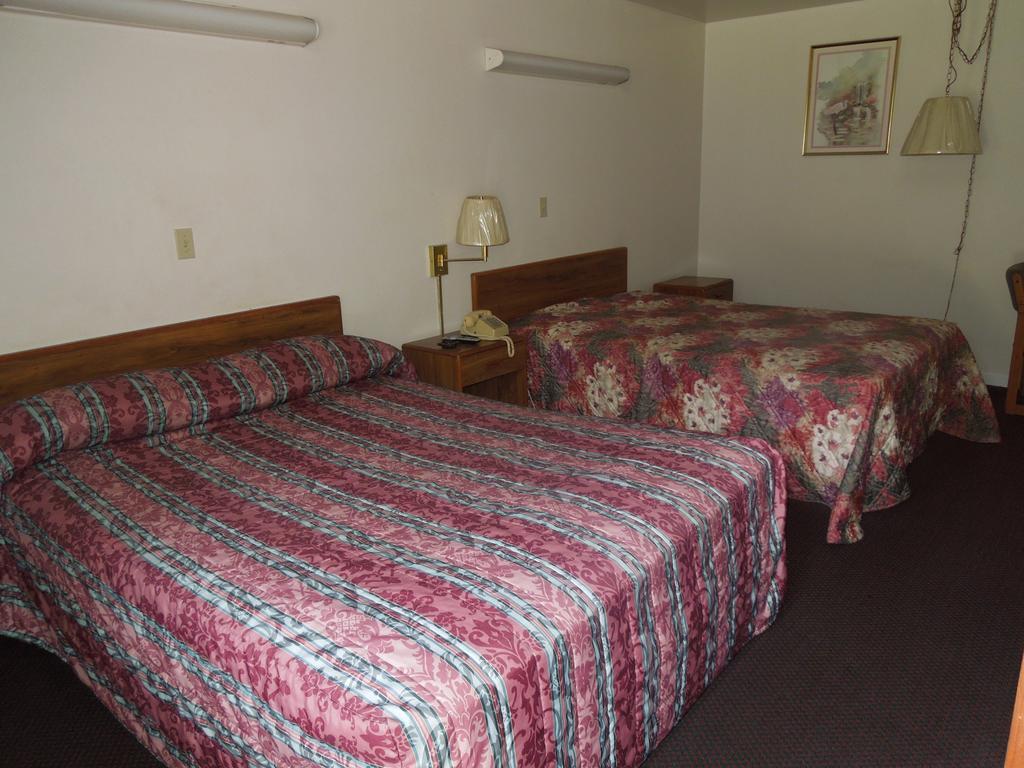 Lees Motel Edison Pokoj fotografie